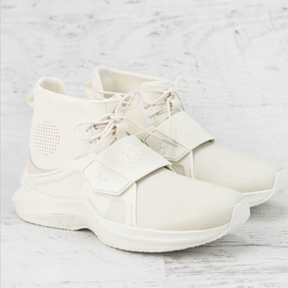 NWOB Puma FENTY in off white - Picture 5 of 6